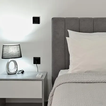 Luxury 1 Apartment