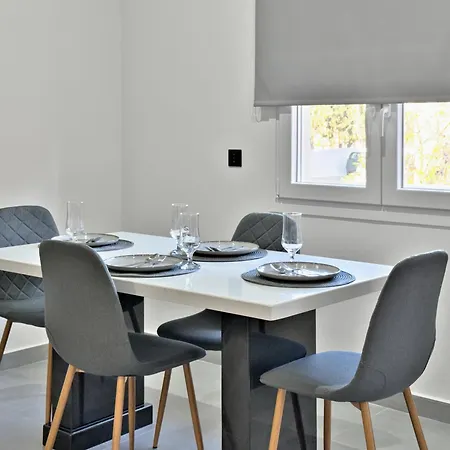 Luxury 1 Apartment Koilas