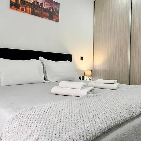Apartamento Luxury 1 *